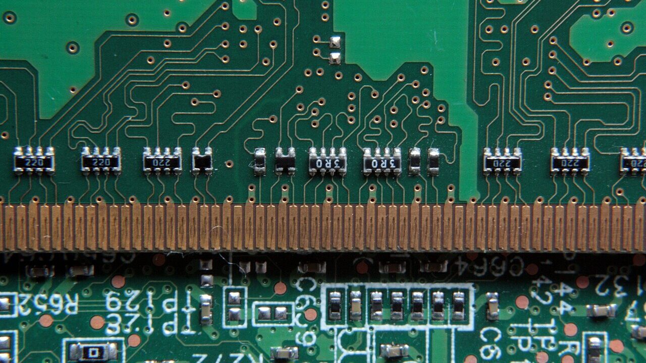 1280px Computer landscape %284372145011%29