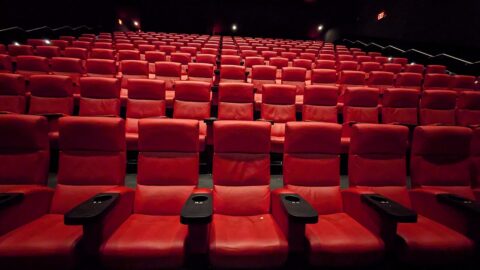 1280px Empty Movie Theater Seats %2854279616742%29