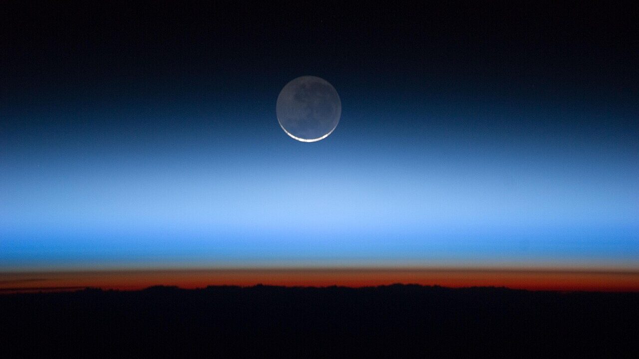 1280px Hovering on the Horizon NASA Earth Observatory