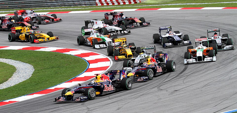 Formula One cars at the start of the 2010 Malaysian Grand Prix